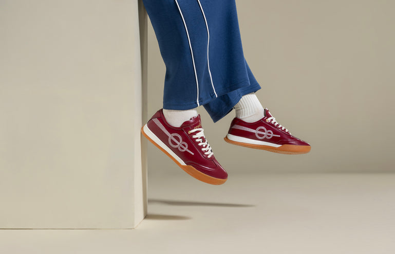 Seam XVIII OG Test Red - Pitch Brown