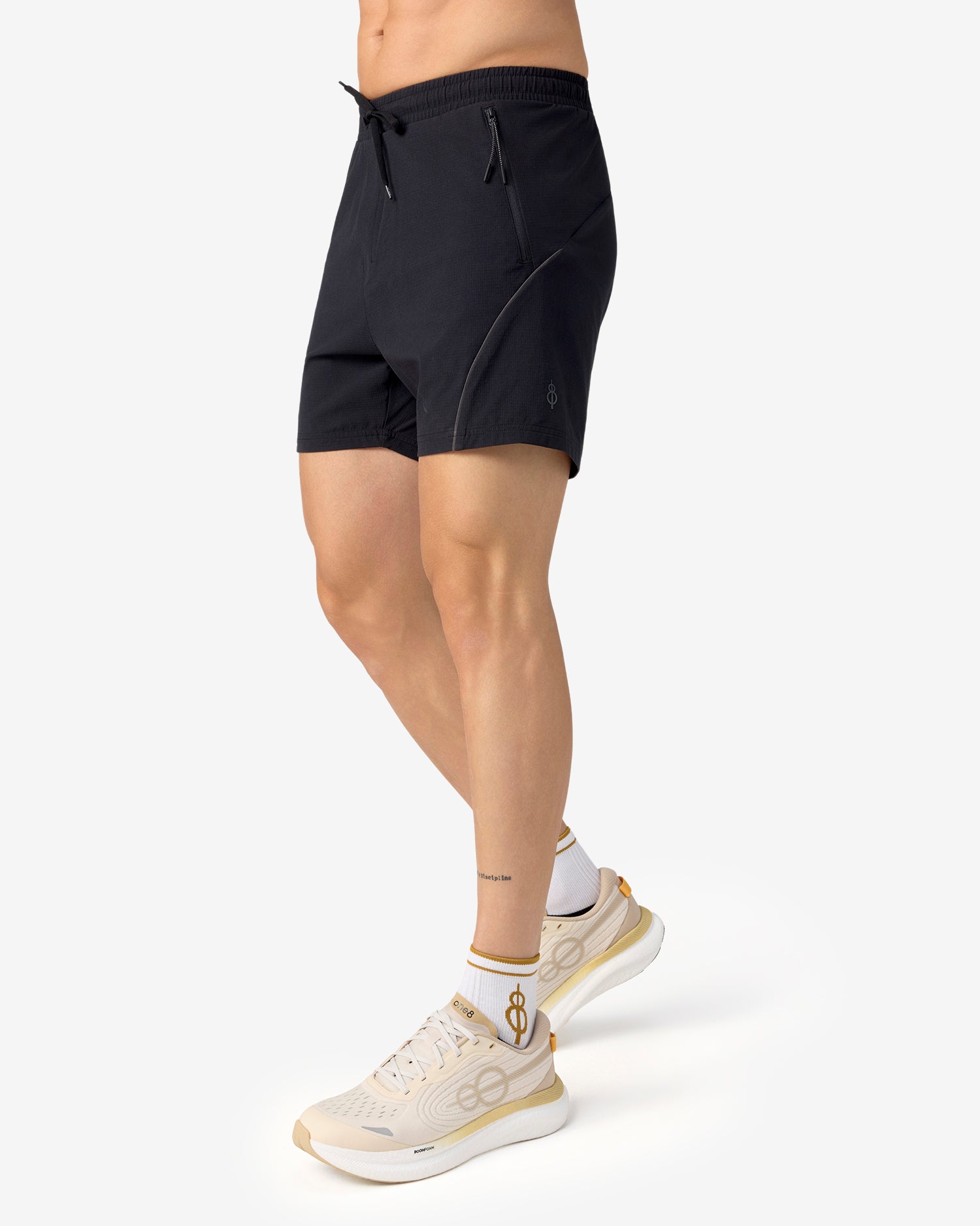 Sonic Curve Woven Shorts Black Beauty