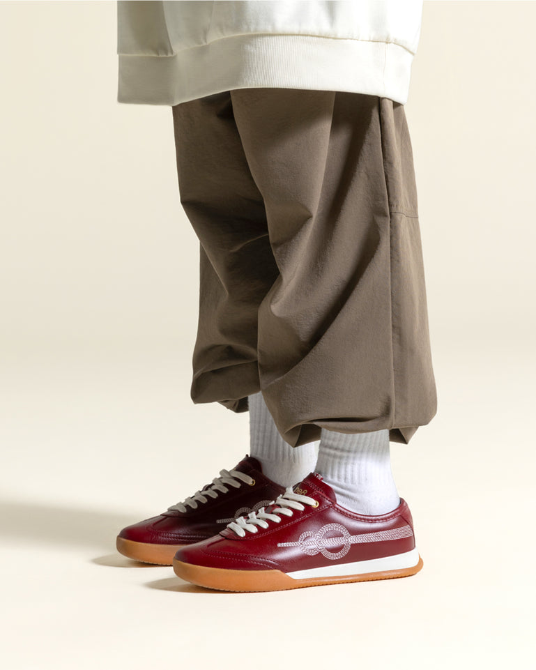 Seam XVIII OG Test Red - Pitch Brown