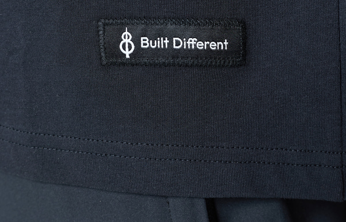 Signature 18 Graphic Tee - Black