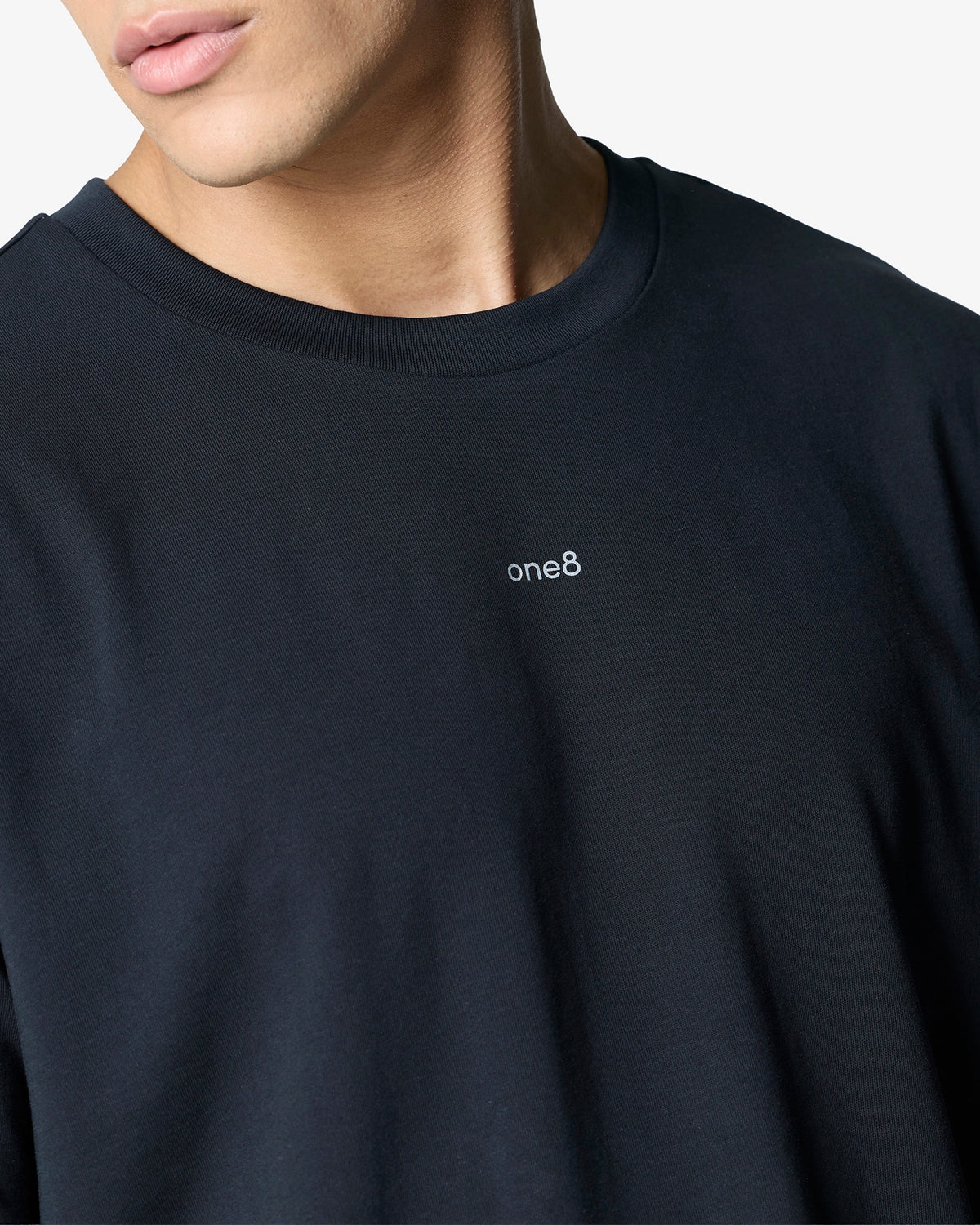 Signature Back Circle Tee - Black